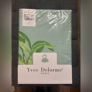 NWT Yves Delorme Mimetism Lagon Duvet Cover. 300 Thread count.